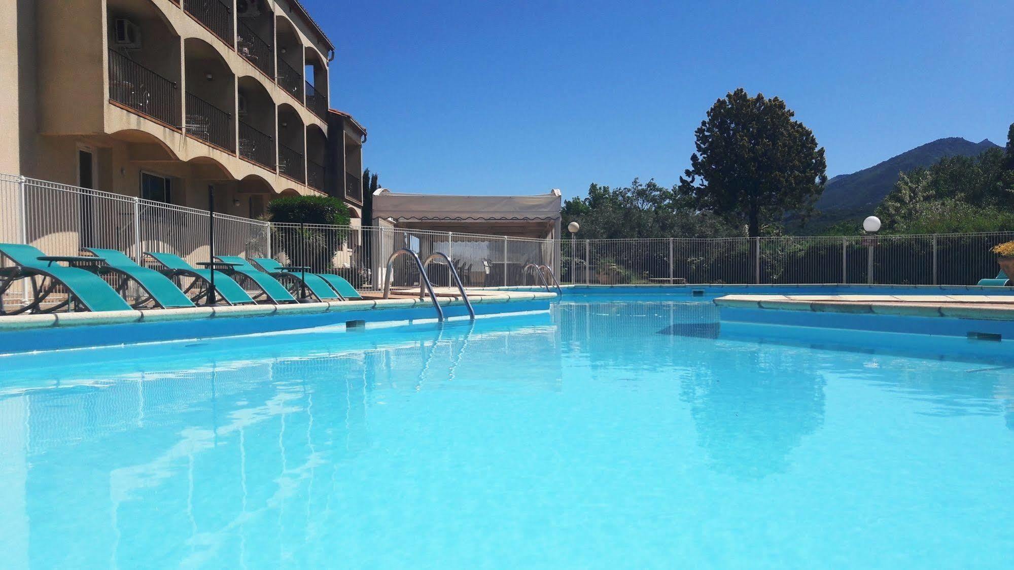 Le Neoulous Hotel Le Boulou Exterior foto