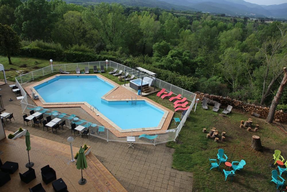 Le Neoulous Hotel Le Boulou Exterior foto