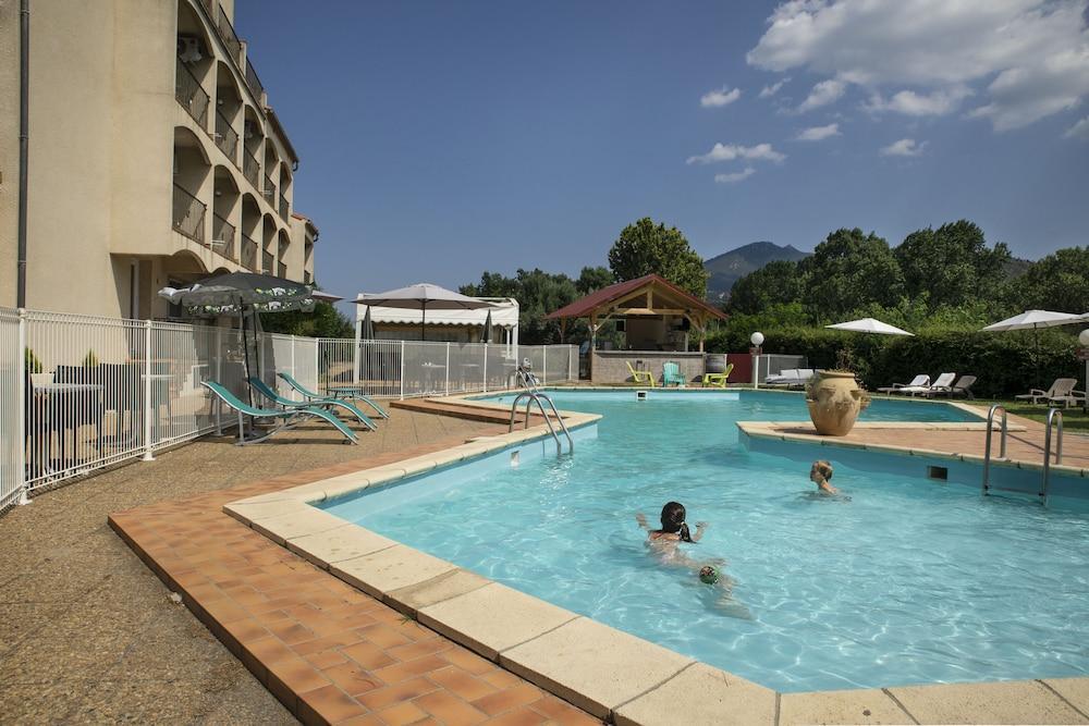 Le Neoulous Hotel Le Boulou Exterior foto