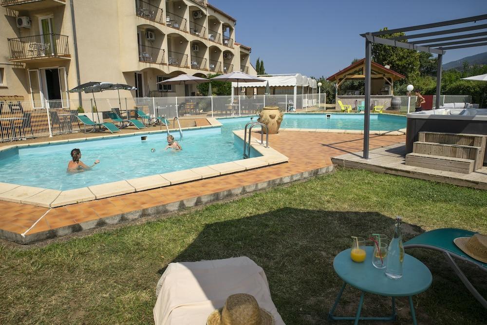 Le Neoulous Hotel Le Boulou Exterior foto